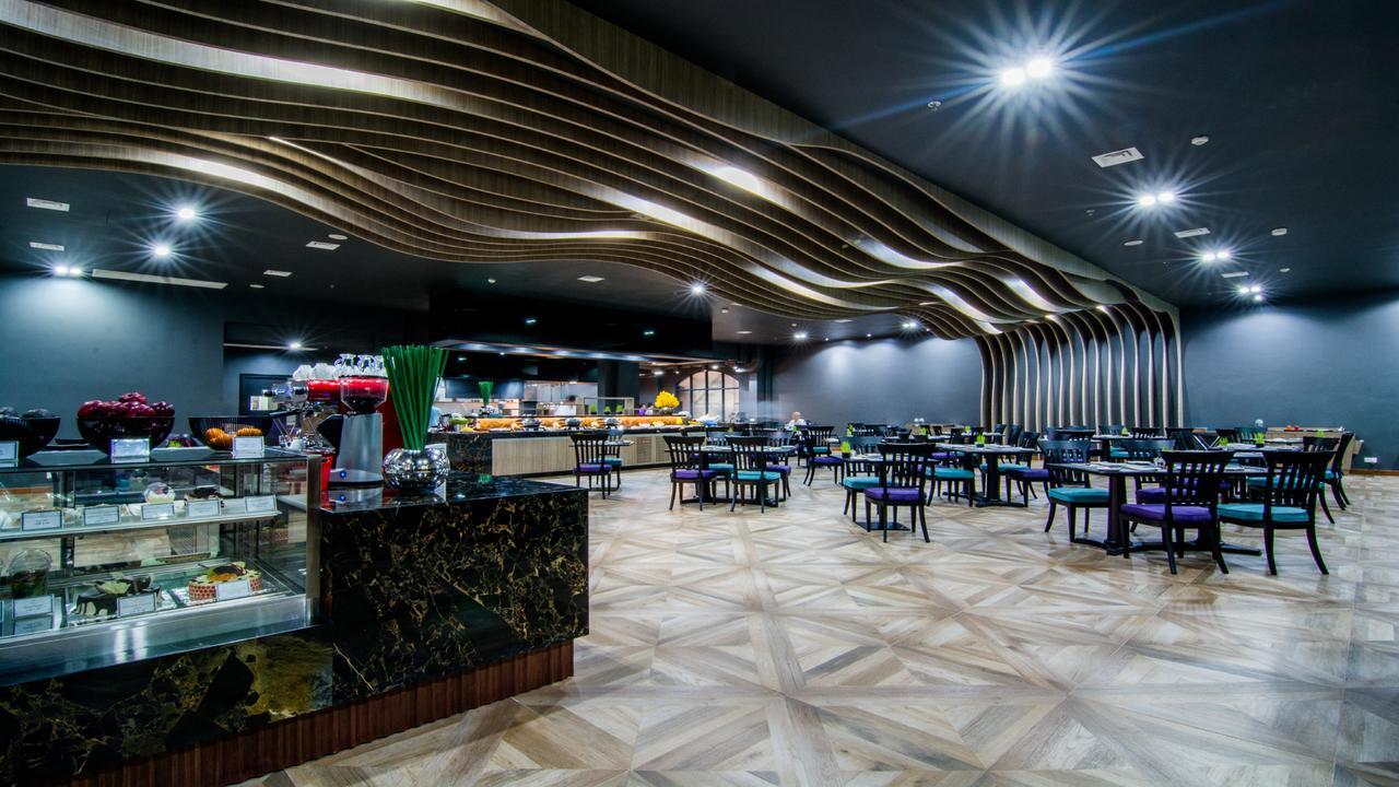 Mercure Yangon Kaba Aye Екстер'єр фото