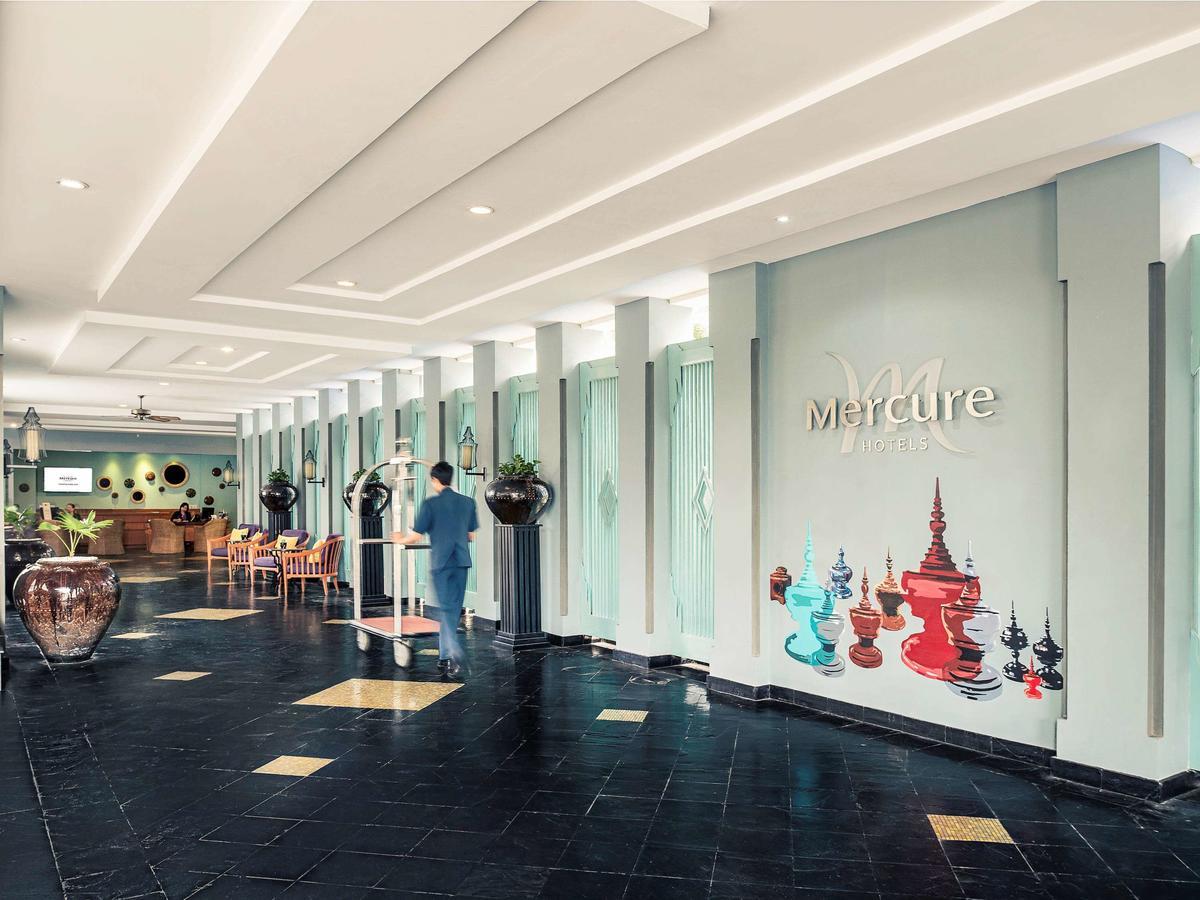 Mercure Yangon Kaba Aye Екстер'єр фото