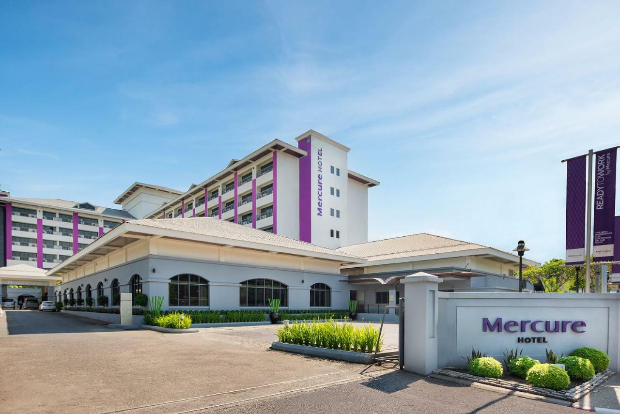 Mercure Yangon Kaba Aye Екстер'єр фото
