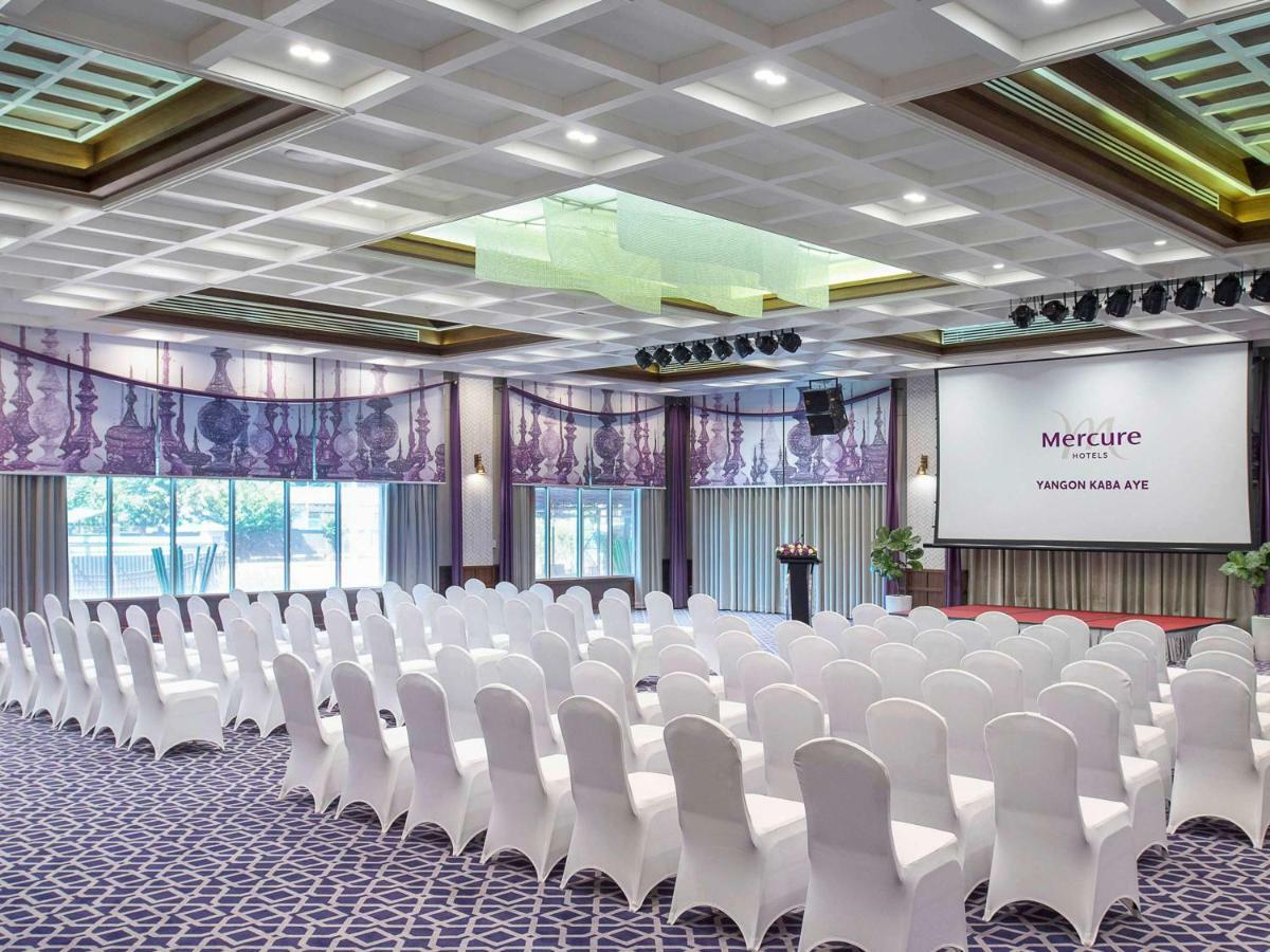 Mercure Yangon Kaba Aye Екстер'єр фото