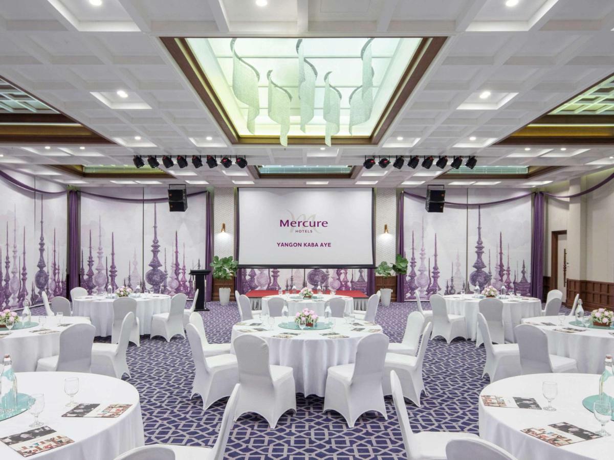 Mercure Yangon Kaba Aye Екстер'єр фото