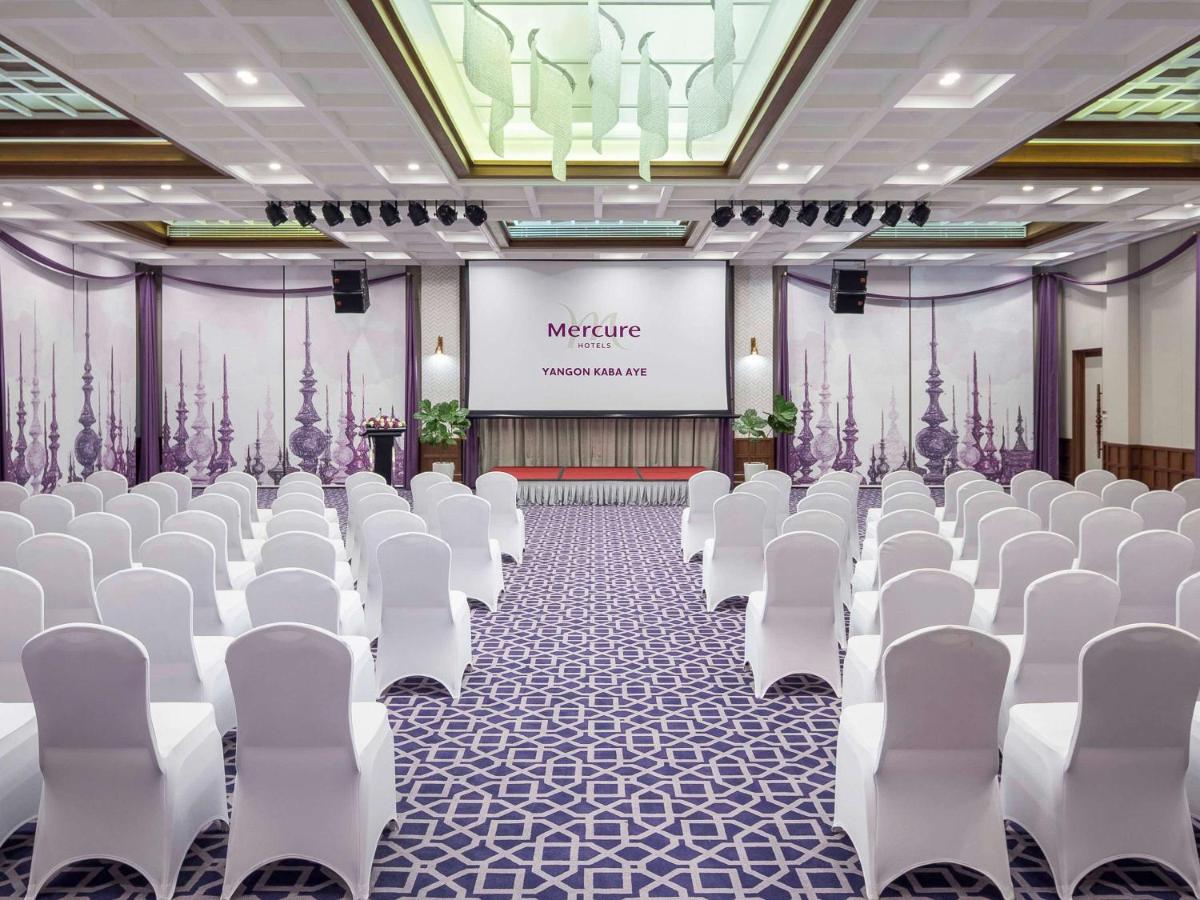 Mercure Yangon Kaba Aye Екстер'єр фото