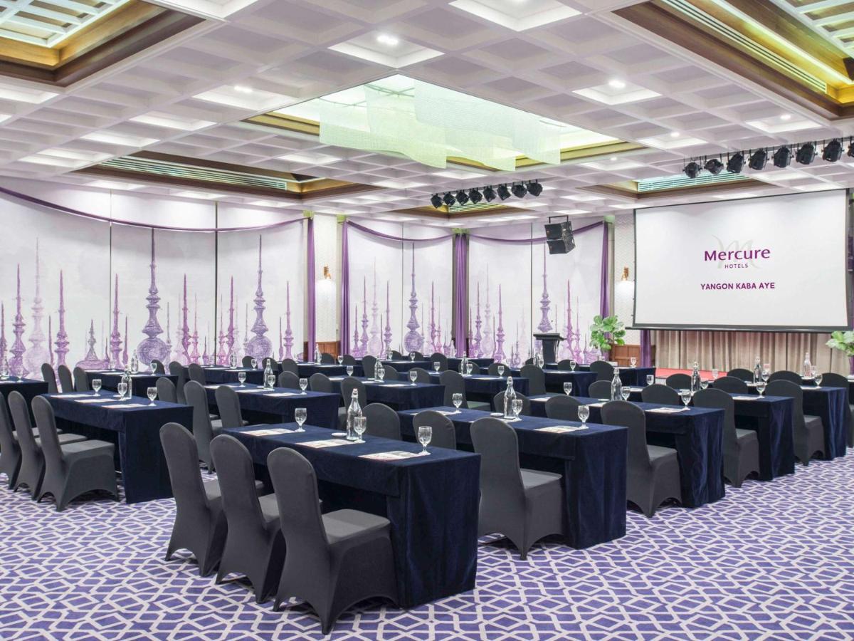 Mercure Yangon Kaba Aye Екстер'єр фото